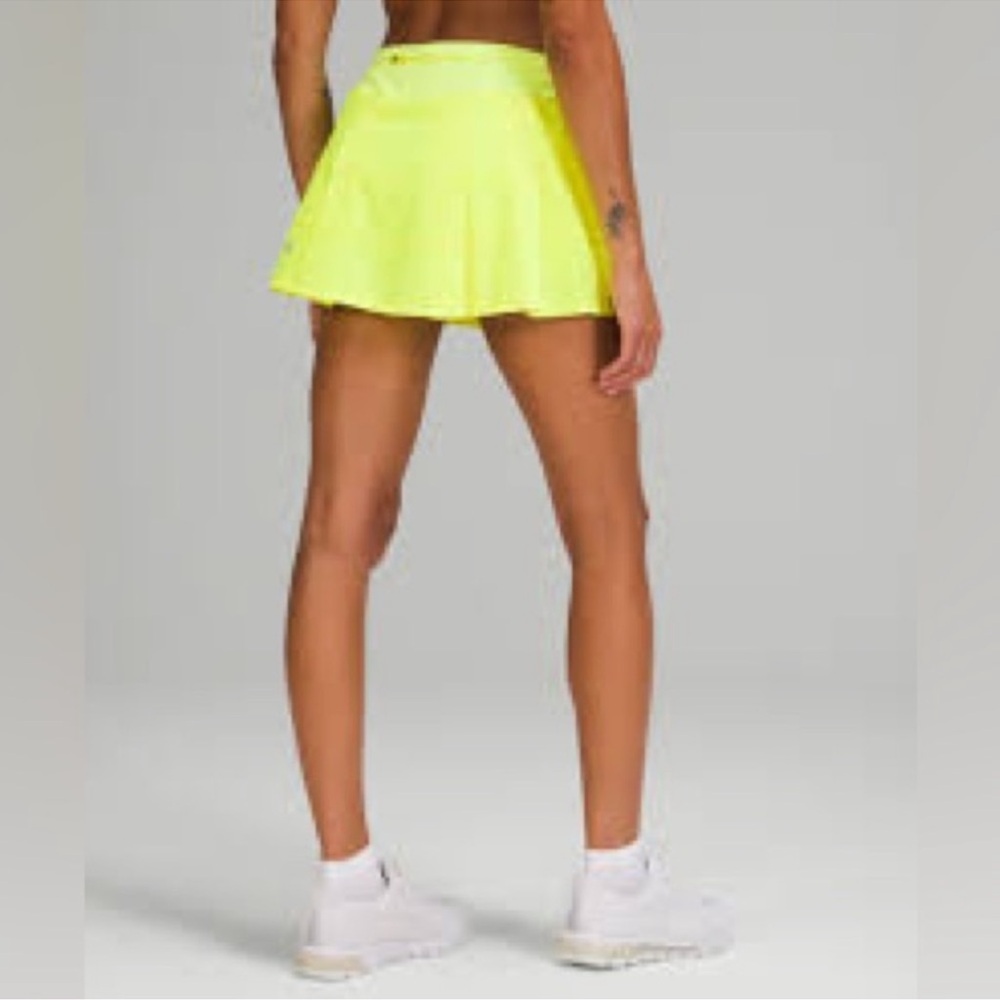 Lululemon Athletica Neon Yellow tennis Skirt